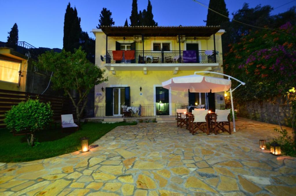 Taxi Apartment Paleokastritsa