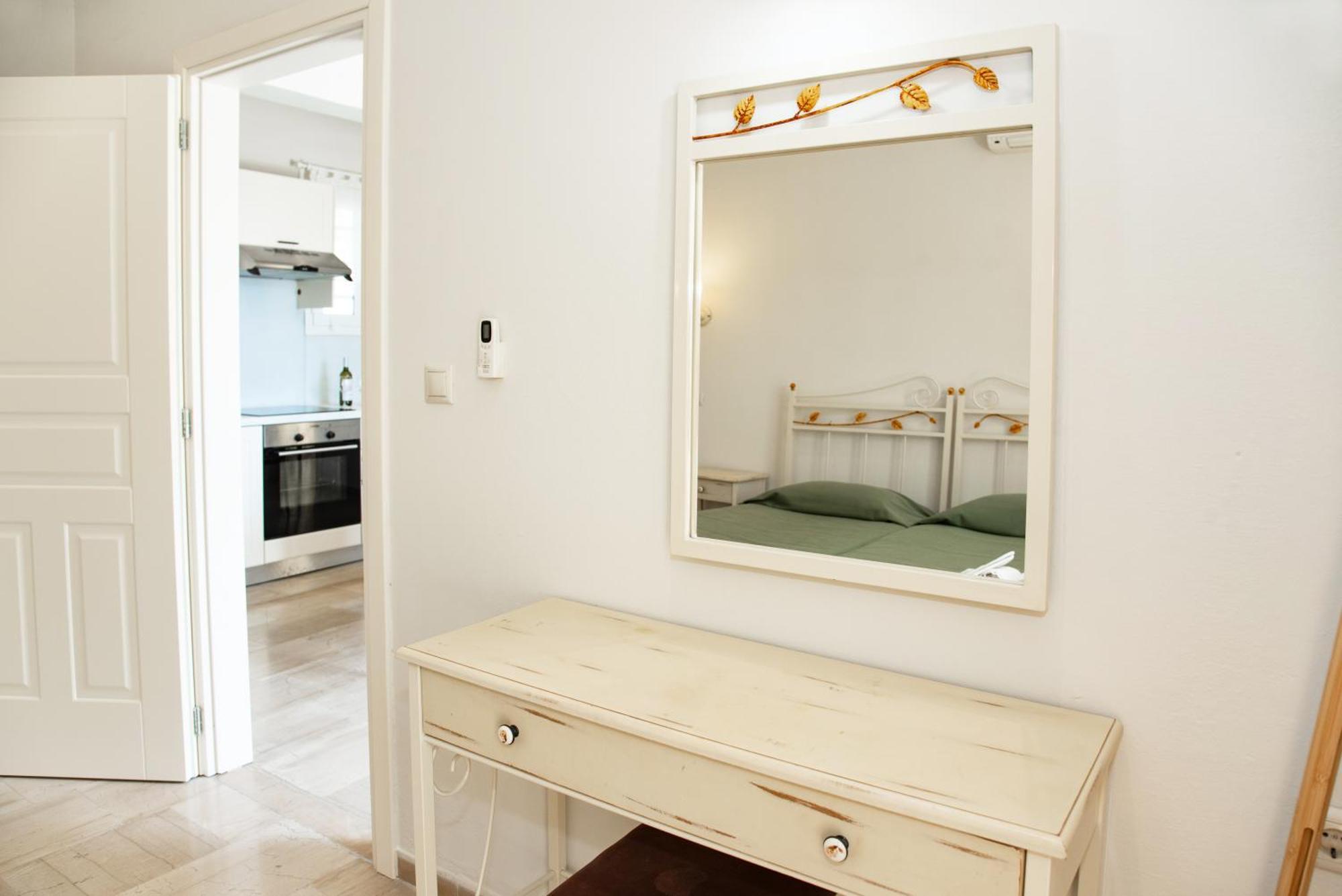 Taxi Apartment